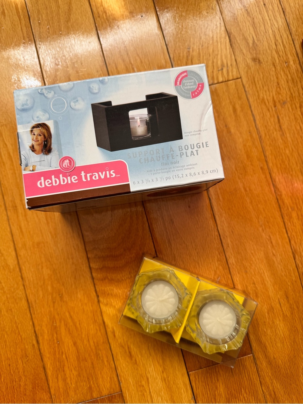 BRAND NEW debbie travis Wall Candle Holder, 2 Votive Candles - Set - Picture 1 of 9